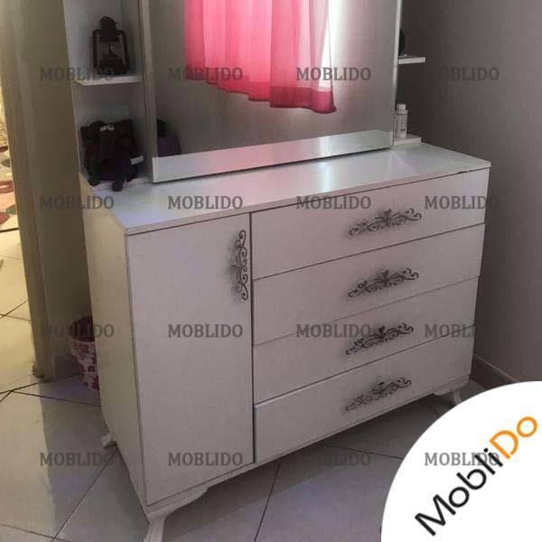 میز آرایشی جادار و زیبا