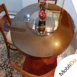 میز ناهار خوری زیبا و سالم