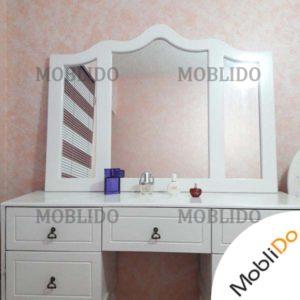 میز آرایشی و آینه خیلی قشنگ