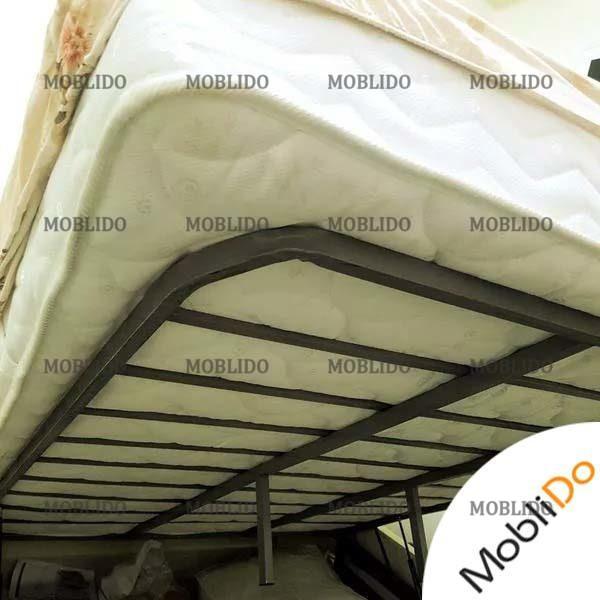 تخت خواب و میز آرایش
