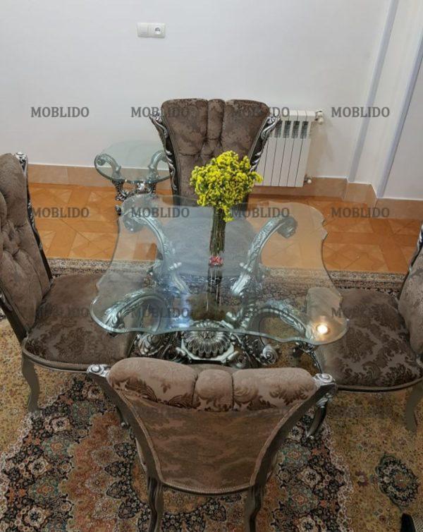 میز ناهار خوری با ۴ صندلی کاملا سالم