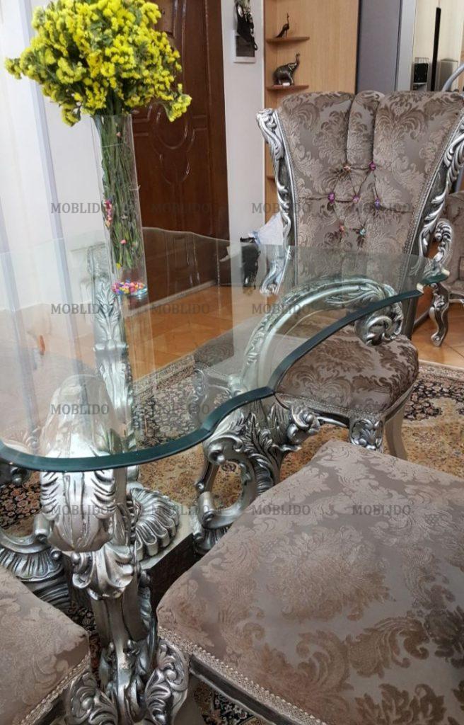 میز ناهار خوری با ۴ صندلی کاملا سالم