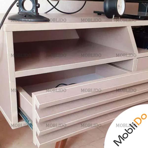 میز تلویزیون و تمیز زیبا
