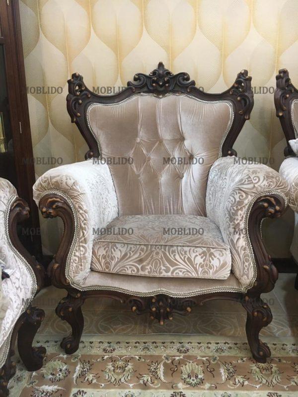 مبل کلاسیک ۹ نفره با جلو مبلی و عسلی