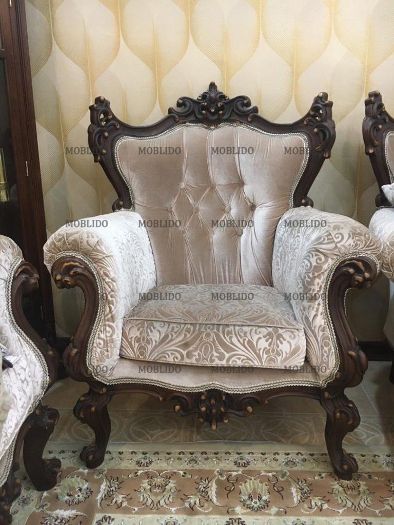 مبل کلاسیک ۹ نفره با جلو مبلی و عسلی