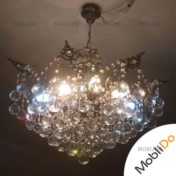 لوستر ۸ شاخه پر گوی کریستالی