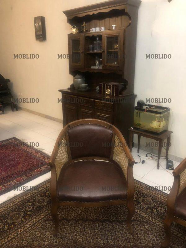 مبلمان چرمی قدیمی