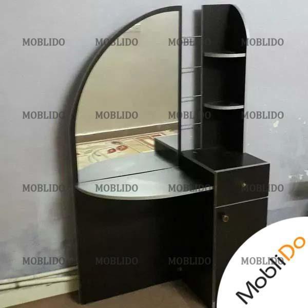 میز آرایشی تمیز زیبا