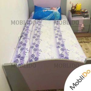 سرویس خواب نوجوان زیبا