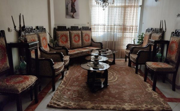 مبل ۹ نفره همراه میز نهار خوری ۸ نفره