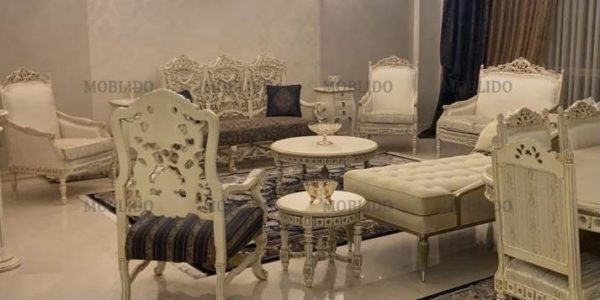 مبل ۹نفره کلاسیک ایتالیایی همراه با میز ناهارخوری
