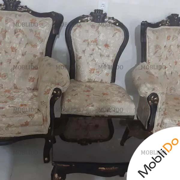 مبلمان سلطنتی همراه میز نهار خوری زیبا