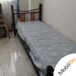 تخت فلزی زیبا