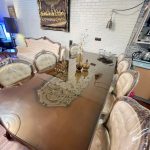 مبلمان کلاسیک همراه با میز ناهار خوری