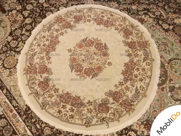 دو عدد قالیچه گرد قطر یک متر