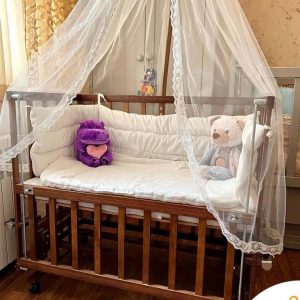 تخت گهواره ای نوزاد با رنگ مناسب