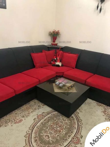 مبل راحتی ال با میز وسط مشکی قرمز