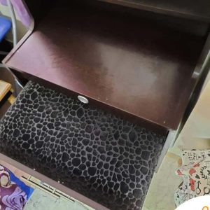 میز آرایش و آیینه قدی سالم و زیبا