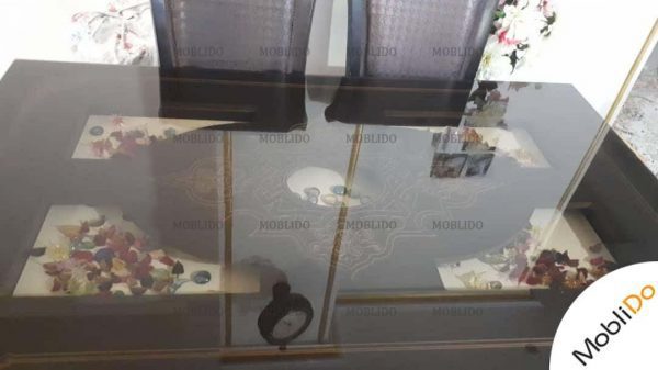 میز ناهار خوری با پارچه چرم