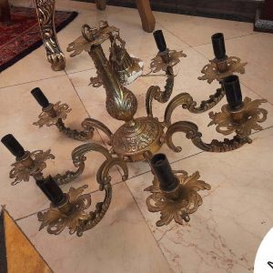لوستر قدیمی و بسیار سالم و مقاوم و اصل