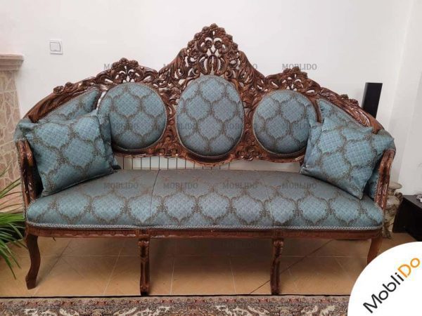 مبلمان کلاسیک تمیزطرح برجسته و زربافت مبل