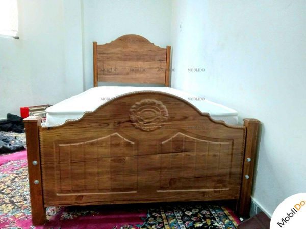 تختخواب و تشک سالم با چوب محکم و عالی