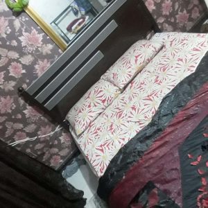 تختخواب دو نفره سالم و شیک