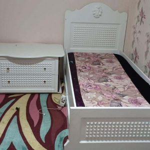 تخت خواب و کمد سفید شیک و زیبا