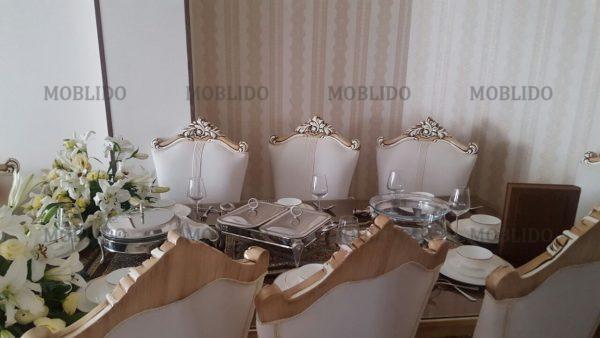 سرویس مبلمان ۹نفره ومیز ناهارخوری ۸ نفره به همراه کاورکامل
