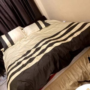 سرویس تخت خواب بسیار شیک و سالم