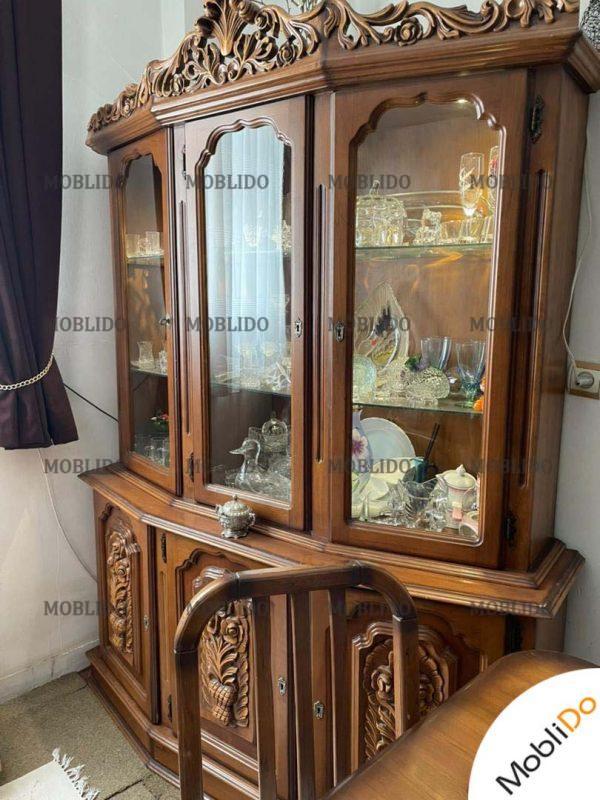 بوفه ویترین چوبی با منبتکاری