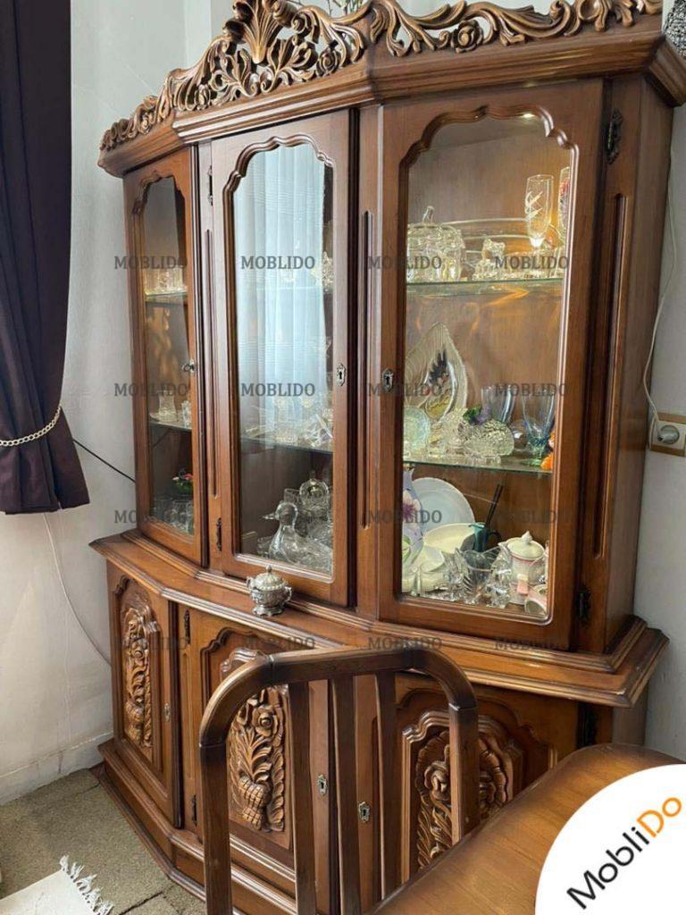 بوفه ویترین چوبی با منبتکاری