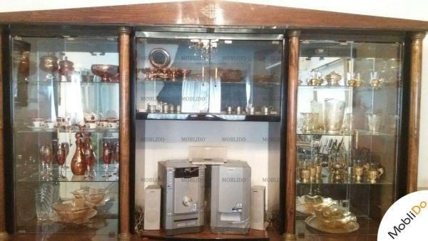 بوفه ویترین آینه دار چوب گردو قدیمی محکم