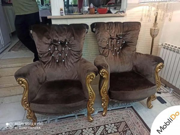 مبل چهار نفر همراه میز گرد