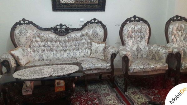 مبل استیل در حد نو با پارچه و بدنه عالی