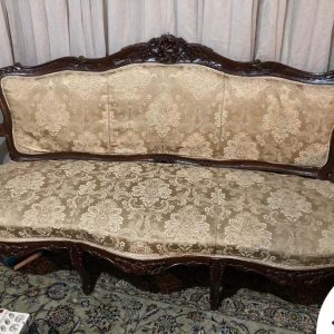 مبل کلاسیک بسیار شیک و سالم بسیار مقاوم