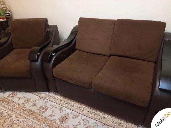 مبل راحتی با روکش سالم و بدون لکه
