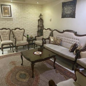 مبل کلاسیک سوپر لاکچری بدون ایراد و کاملا سالم