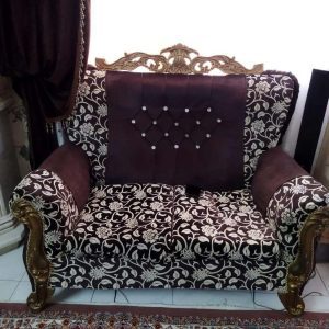 مبل راحتی زیبا . سالم و مقاوم