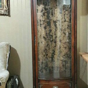 بوفه و ویترین به همراه مبل نیمه استیل