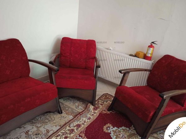 مبل راحتی چهار نفر سالم وتمیز