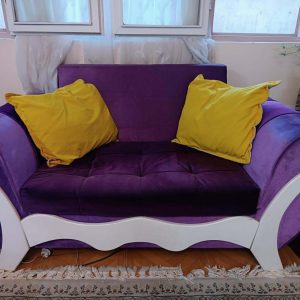 مبلمان راحتی و شیک و سالم و زیبا
