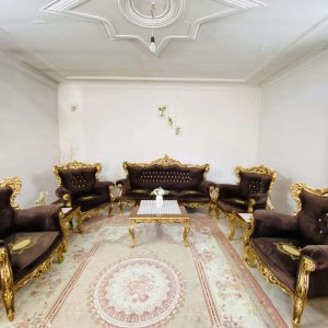 مبل کلاسیک سالم و زیبا
