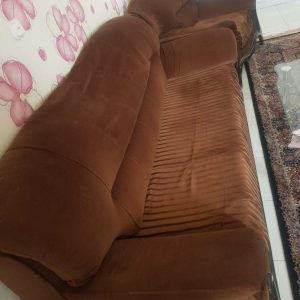 مبل راحتی زیبا و عسلی شیک