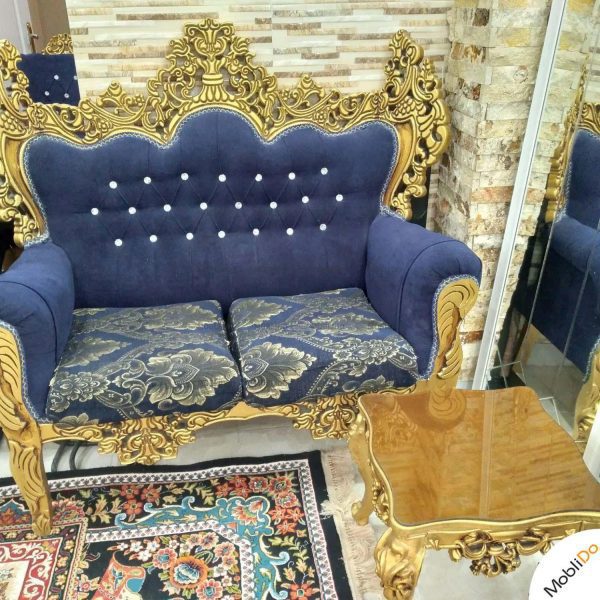 مبل سلطنتی با چوب طلایی