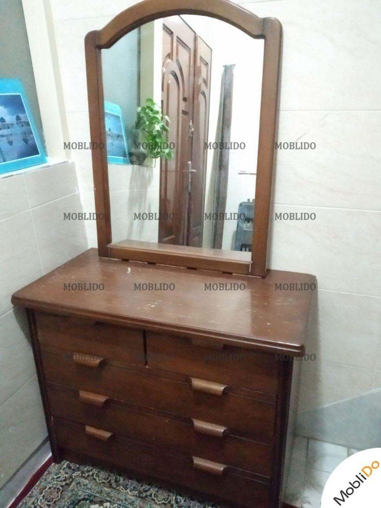 تخت خواب دو نفره با آینه زیبا و شیک